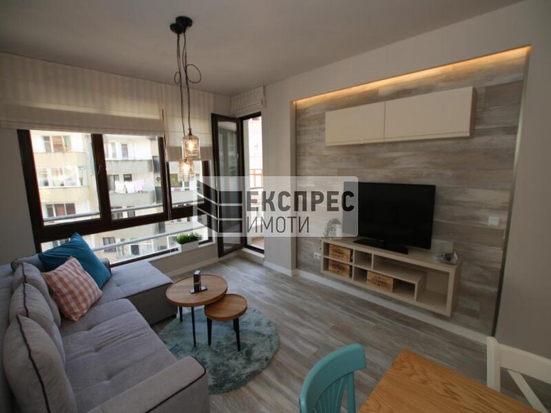 Furnished 1 Schlafzimmer Wohnung
