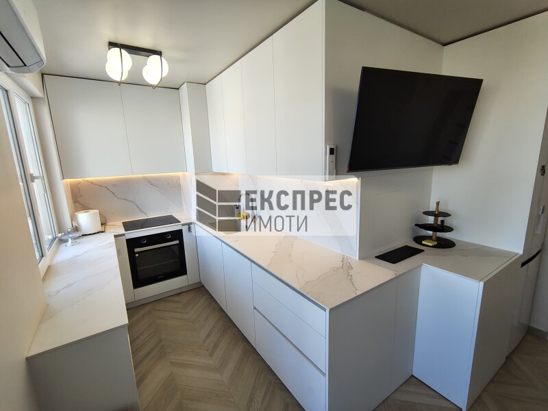 FURNISHED 3 bedroom apartment