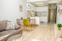 Möbliert 1 Schlafzimmer Wohnung, Center