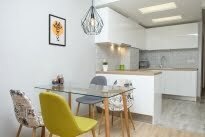 Möbliert 1 Schlafzimmer Wohnung, Center