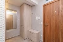 Нов, Луксозно Обзаведен Двустаен апартамент, Общината