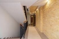 Нов, Луксозно Обзаведен Двустаен апартамент, Общината