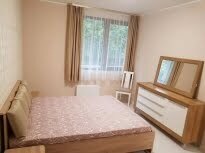 Обзаведен, нов, луксозен Тристаен апартамент, Изток