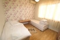 Обзаведен Тристаен апартамент, Червен площад