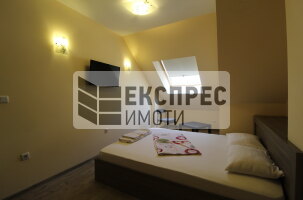 Обзаведен Двустаен апартамент, Червен площад