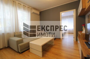 Нов, Луксозен, Обзаведен, Тристаен апартамент, Окръжна болница