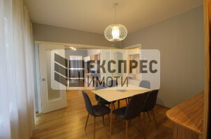 Нов, Луксозен, Обзаведен, Тристаен апартамент, Окръжна болница
