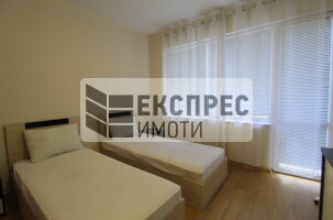 Нов, Луксозен, Обзаведен, Тристаен апартамент, Окръжна болница