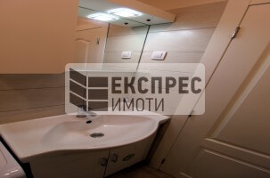 Нов, Луксозен, Обзаведен, Тристаен апартамент, Окръжна болница