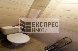 Нов, Луксозен, Обзаведен, Тристаен апартамент, Окръжна болница