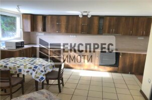 Furnished House, Pchelina
