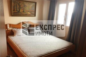 Furnished House, Pchelina