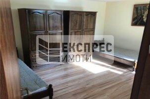 Furnished House, Pchelina