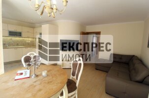 Луксозно, Обзаведен Тристаен апартамент, Окръжна болница