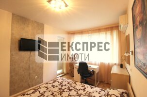 Обзаведен Тристаен апартамент, Окръжна болница