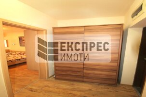 Обзаведен Тристаен апартамент, Окръжна болница