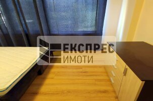 Нов, Луксозен, Обзаведен, Тристаен апартамент, Окръжна болница