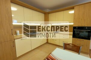 Нов, Луксозен, Обзаведен Двустаен апартамент, Лятно кино Тракия