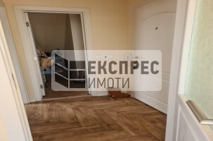 Обзаведен Двустаен апартамент, Окръжна болница