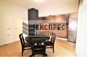 Обзаведен, Тристаен апартамент, Център
