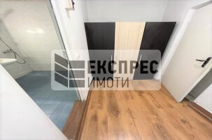 Обзаведен, Двустаен апартамент, Окръжна болница