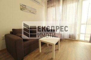 Нов, Обзаведен Четиристаен апартамент, Окръжна болница