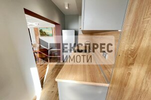 Обзаведен, Двустаен апартамент, Окръжна болница