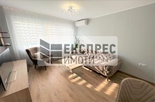 Обзаведен, Двустаен апартамент, Окръжна болница