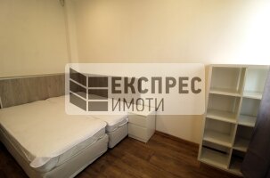 Нов, Обзаведен Четиристаен апартамент, Окръжна болница