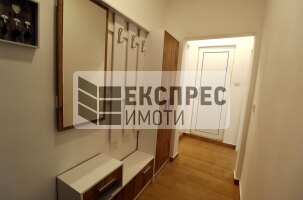 Нов, Обзаведен Четиристаен апартамент, Окръжна болница