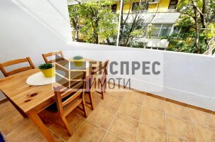 Обзаведен, Двустаен апартамент, Окръжна болница