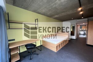 Нов, Обзаведен Четиристаен апартамент, Окръжна болница