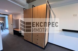 Нов, Обзаведен Четиристаен апартамент, Окръжна болница