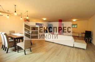 Luxurious, Furnished 3 bedroom apartment, Center