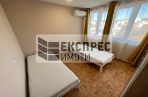 Обзаведен Тристаен апартамент, Окръжна болница