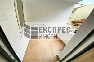 Furnished Studio, Regional hospital