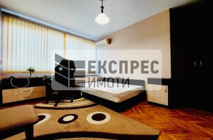 Обзаведен Тристаен апартамент, Базар Левски