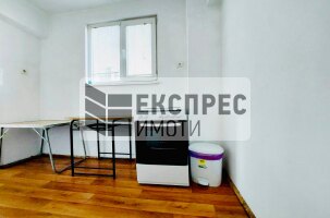 Обзаведен Тристаен апартамент, Базар Левски