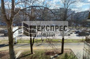 Обзаведен Тристаен апартамент, Базар Левски