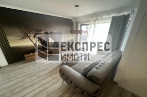 Обзаведен Тристаен апартамент, Окръжна болница