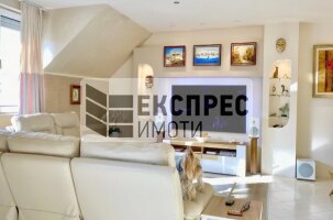 Neu, Möbliert, Luxuriös 1 Schlafzimmer Wohnung, Opera Varna