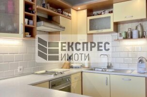Neu, Möbliert, Luxuriös 1 Schlafzimmer Wohnung, Opera Varna
