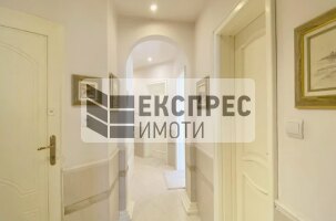 Neu, Möbliert, Luxuriös 1 Schlafzimmer Wohnung, Opera Varna