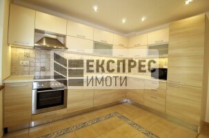 Luxury Furnished 2 bedroom apartment, Regional hospital