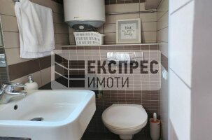 Обзаведен Двустаен апартамент, Операта