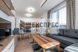  1 Schlafzimmer Wohnung, Trakata