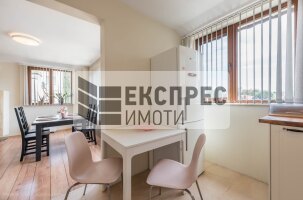  2 Schlafzimmer Wohnung, Greek area