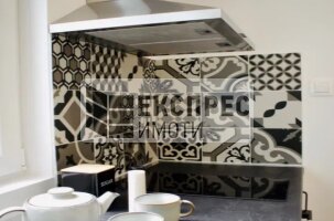 Обзаведен, Нов, Луксозен Тристаен апартамент, Гръцка махала