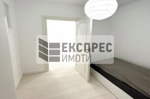 Обзаведен, Нов, Луксозен Тристаен апартамент, Гръцка махала