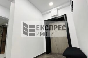 Обзаведен, Нов, Луксозен Тристаен апартамент, Гръцка махала